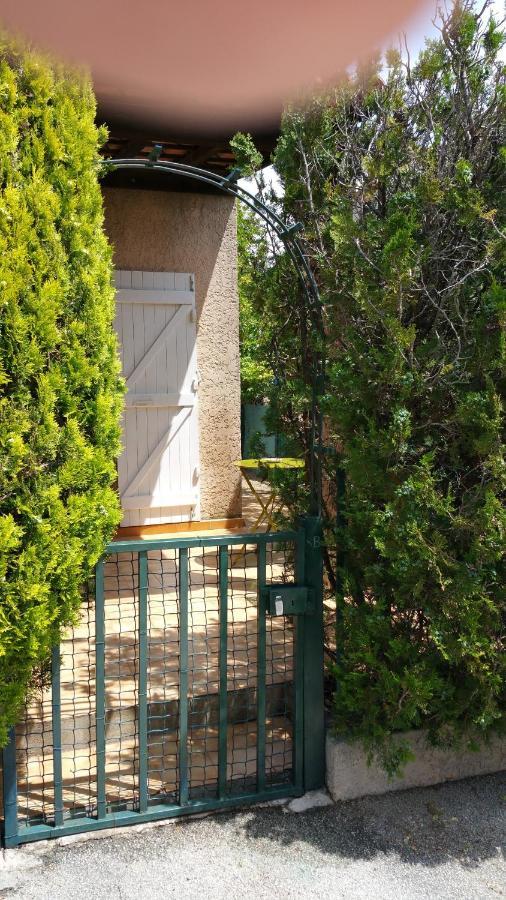 Mas De L Ile Rousse Apartment Bandol Exterior photo